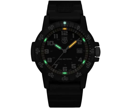 Luminox on sale Leatherback Sea Turtle Giant 0329 Series Watch (read description)